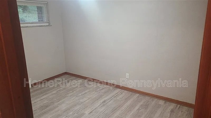 Building Photo - 215 Boston Hollow Rd