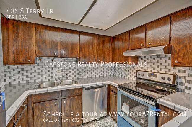 Building Photo - 406 S Terry Ln