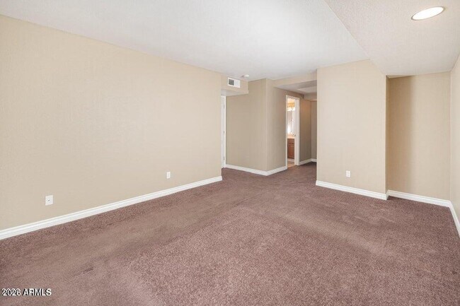 Building Photo - 3420 W Danbury Dr