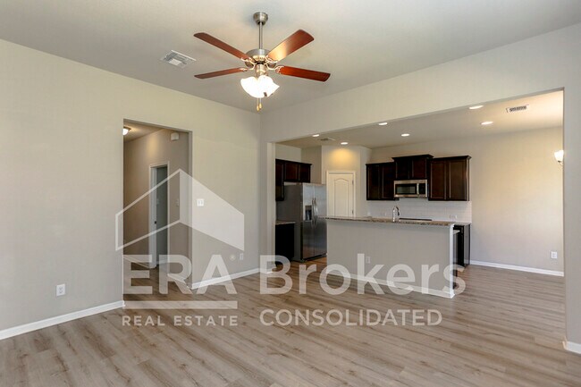 Building Photo - 1236 Grand Oak Trl