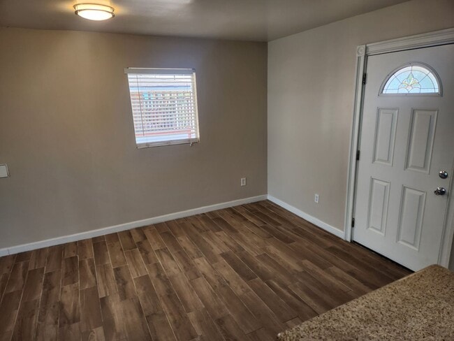 Building Photo - Beautiful South Scottsdale Home for Rent!