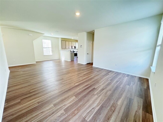 Building Photo - 596 Papaya Dr