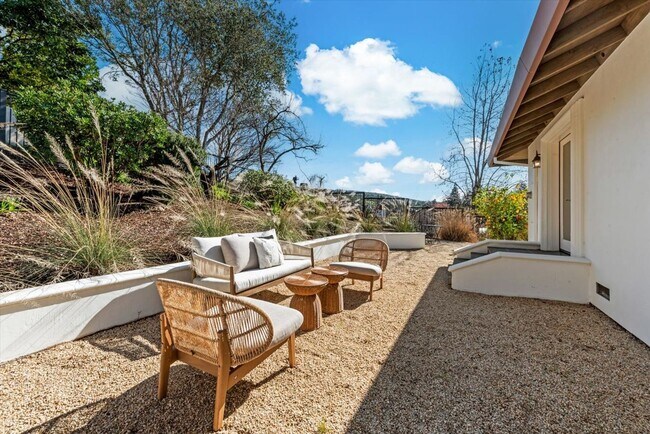 Building Photo - 4 Bedrooms, 3 Bathrooms, Cul-de-sac Location Near Silverado Country Club, Napa