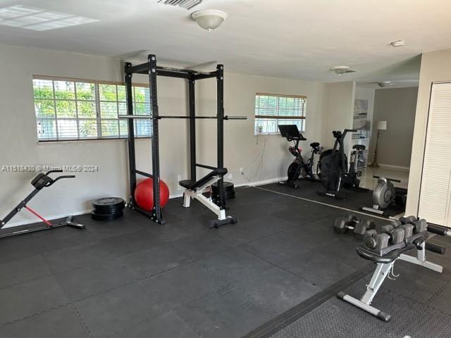 Building Photo - 9540 SW 68th St