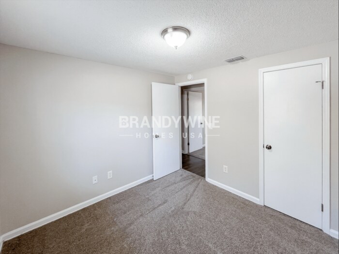Building Photo - 5937 Camaro Dr W