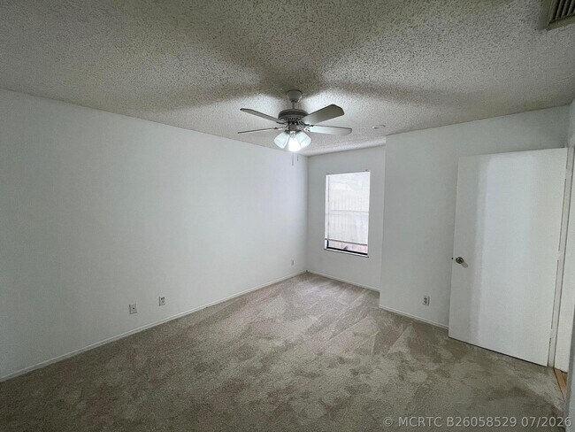 Building Photo - 2819 Stoneway Ln