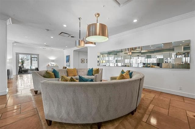 Building Photo - 3883 Turtle Creek Blvd