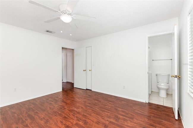 Building Photo - 823 Field St