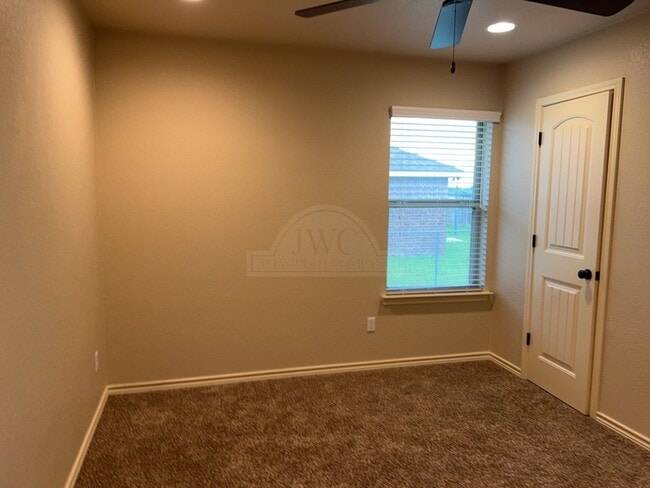 Building Photo - 5706 Luminous Ln