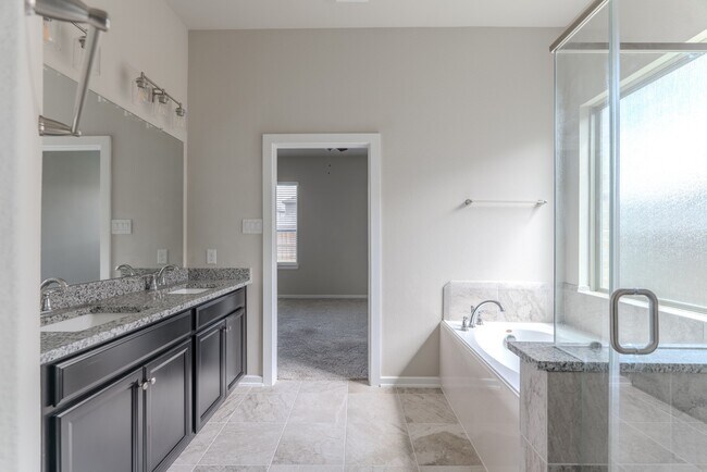 Building Photo - 8026 Whisper Grove Dr