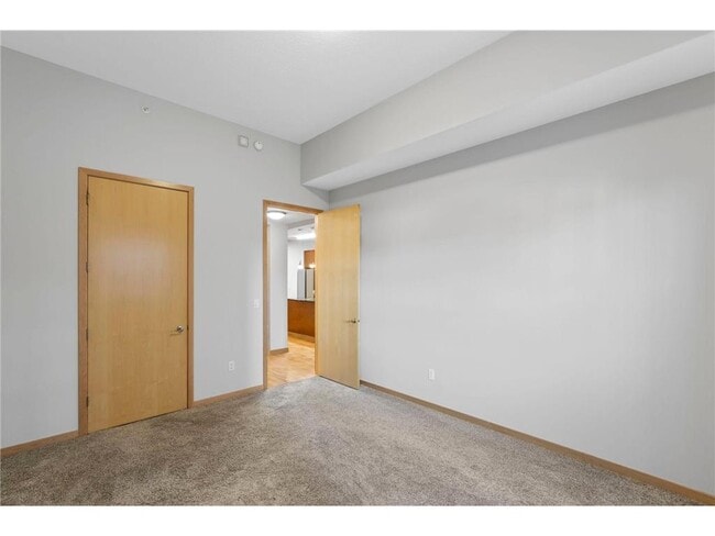 Building Photo - 100 3rd Ave S