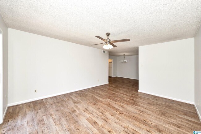 Building Photo - 3011 Massey Rd