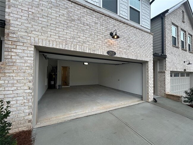 Building Photo - 207 Kinship Dr