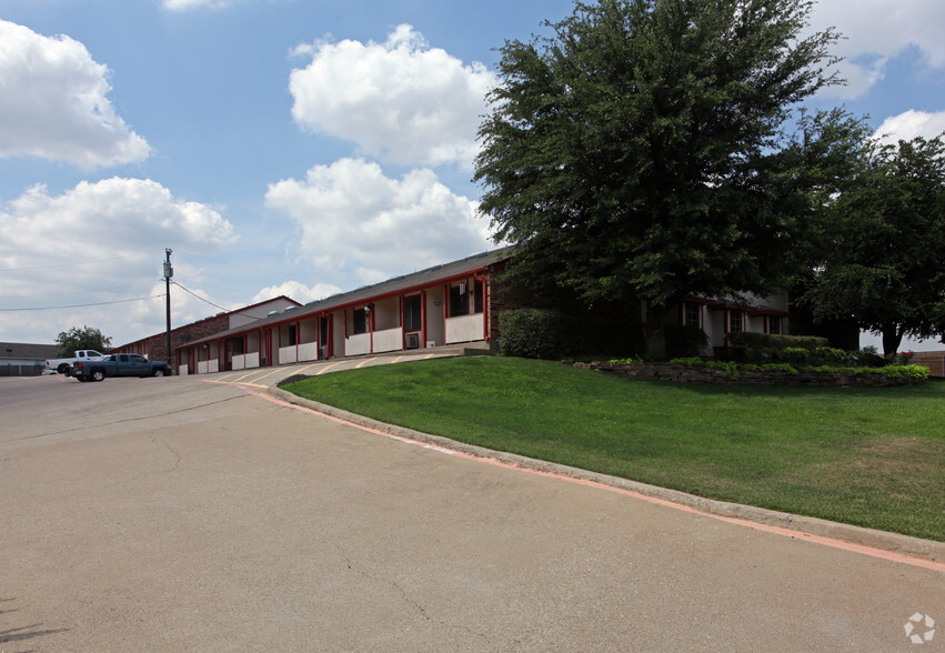 Primary Photo - Lofts at Pecan Ridge & Sierra Vista