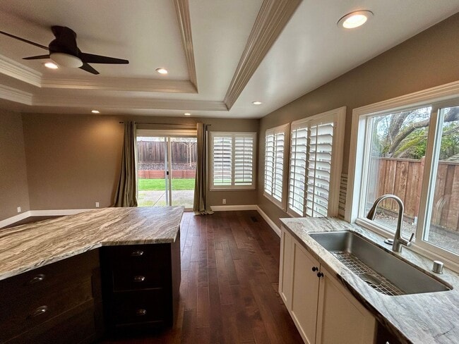 Building Photo - Clean & sharp San Ramon home for lease