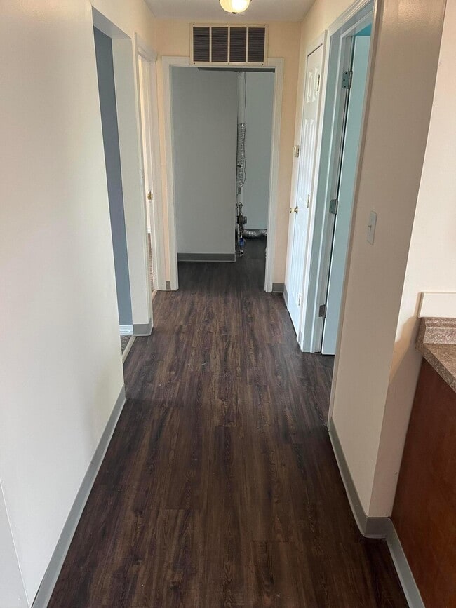 Building Photo - 98 Buckeye Cir