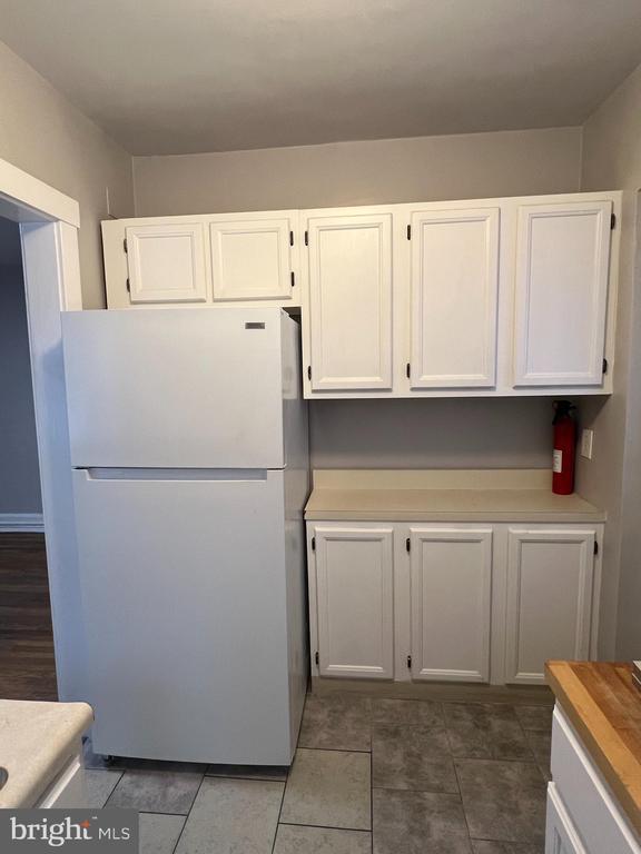 Building Photo - 243 Haverford Ave