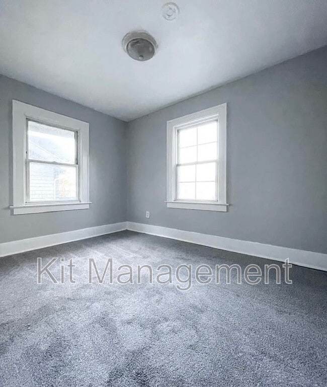 Building Photo - 924 National