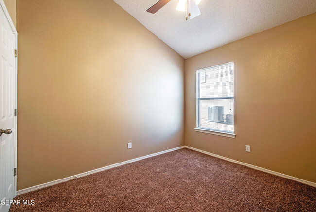 Building Photo - 7117 Mesquite Tree Ln