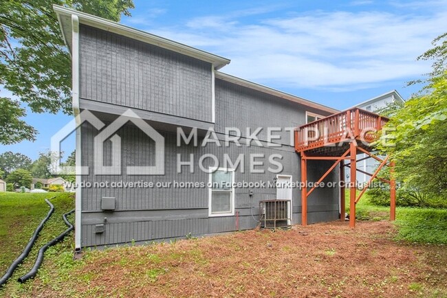 Building Photo - 1145 Mainstreet Valley Dr