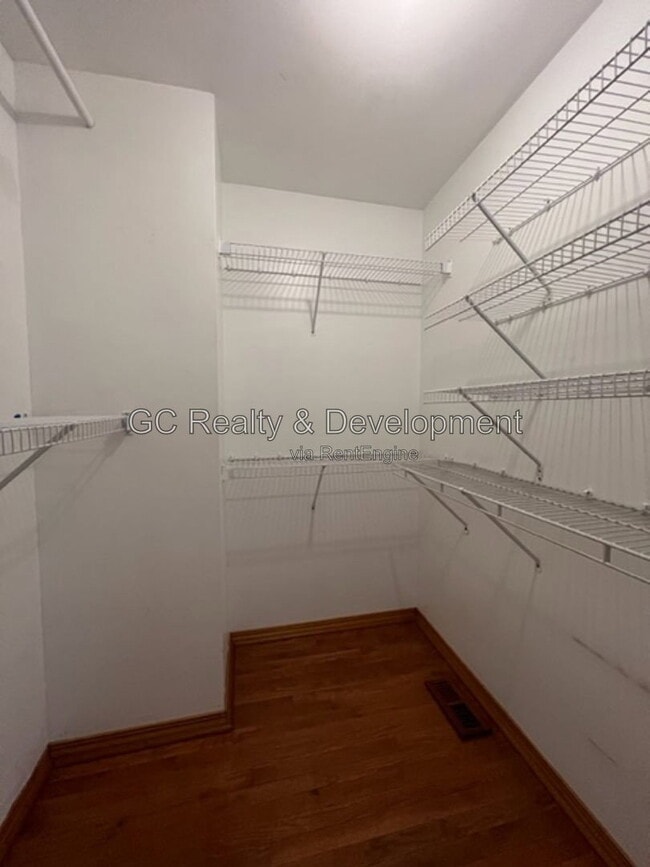 Building Photo - 2193 Hitching Post Ln