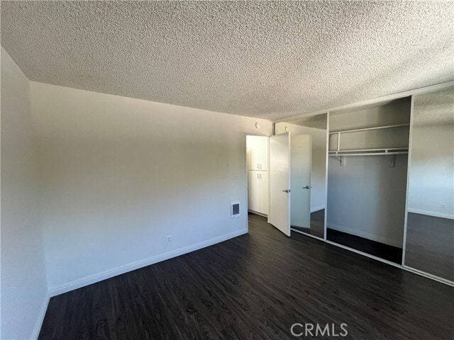 Building Photo - 209 S Prospect Ave