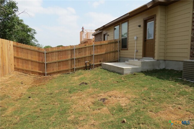 Building Photo - 298 Rosalie Dr