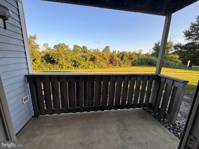 Building Photo - 815 Aspen Dr
