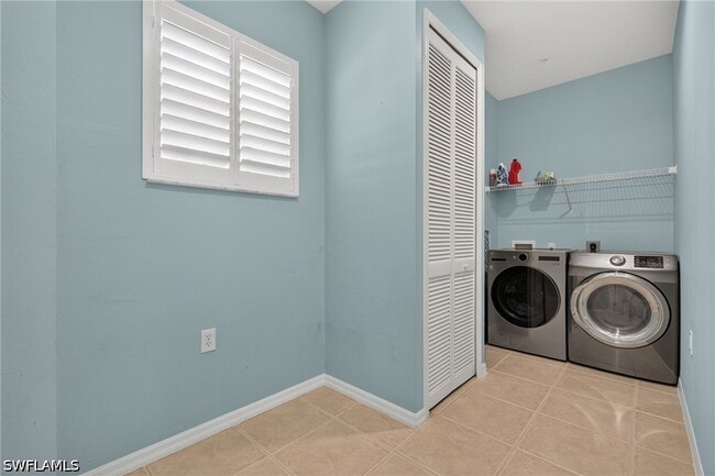 Building Photo - 1285 Sweetwater Cove