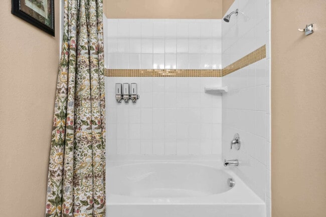 Building Photo - 4313 Acorn Ct