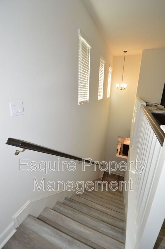 Building Photo - 1608 Range Rd
