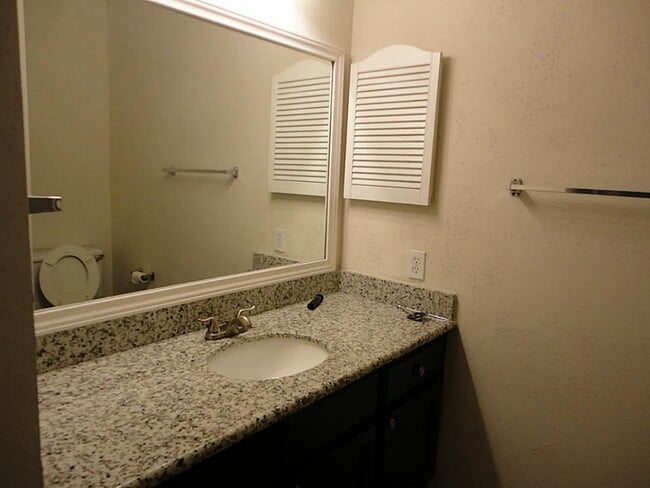 Building Photo - 6654 Montauk Dr