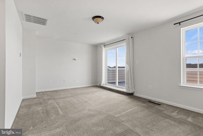 Building Photo - 6405 Walcott Ln