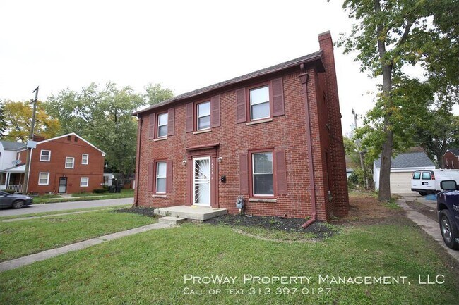 Building Photo - 14058 Greenview Rd