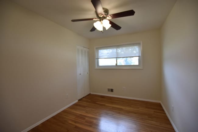 Building Photo - Fantastic 4BR/ 3BA Rambler in Aspen Hill