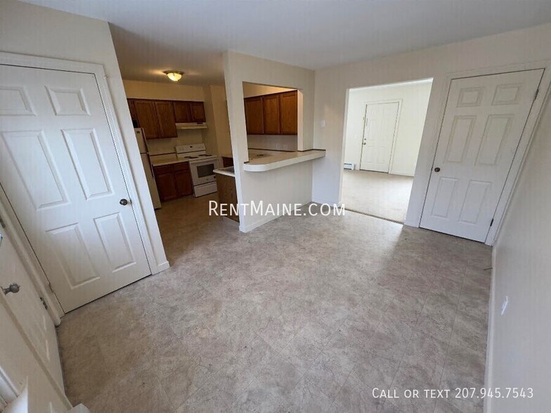 Building Photo - 53 Valley View Ln