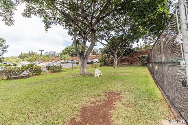 Building Photo - RARELY AVAILABLE PEARL TWO CONDO IN AIEA 1...