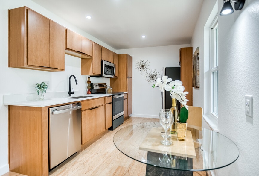 Primary Photo - The Wilshire