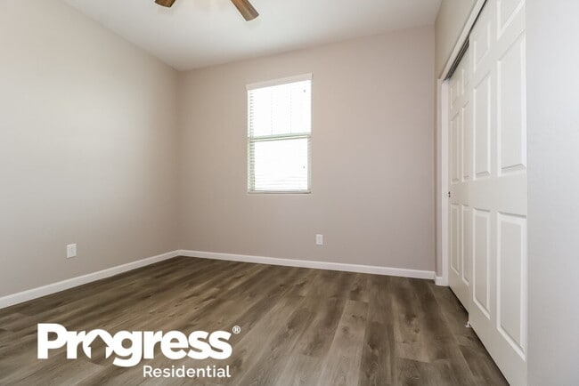 Building Photo - 11389 N 185th Dr