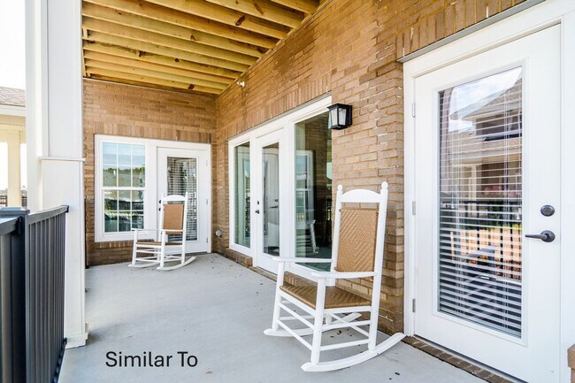 Building Photo - OBX 2 bedroom 2 bath Apartment with FREE storage unit for first 6 months