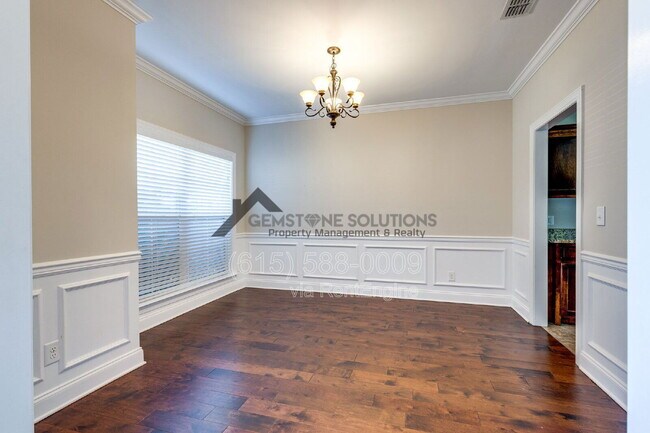 Building Photo - 1634 Earl Ct