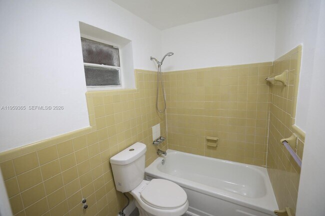 Building Photo - 3501 W 11th Ave