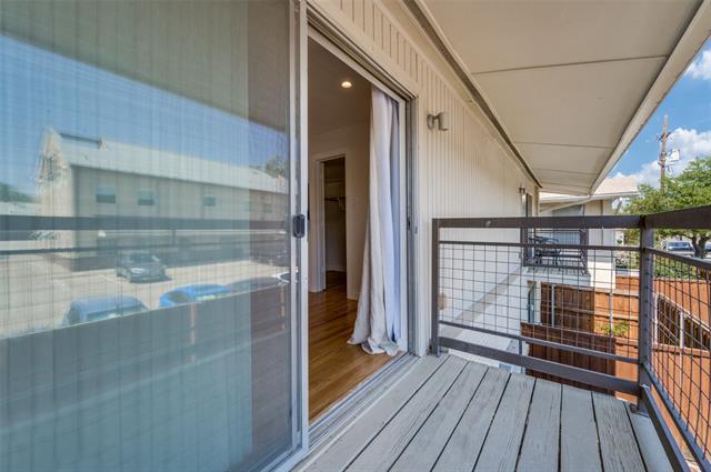 Building Photo - 4616 W Lovers Ln