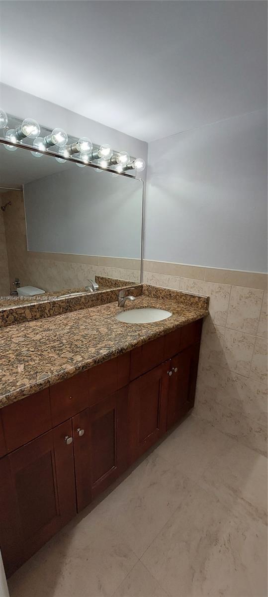 Building Photo - 7410 SW 82nd St