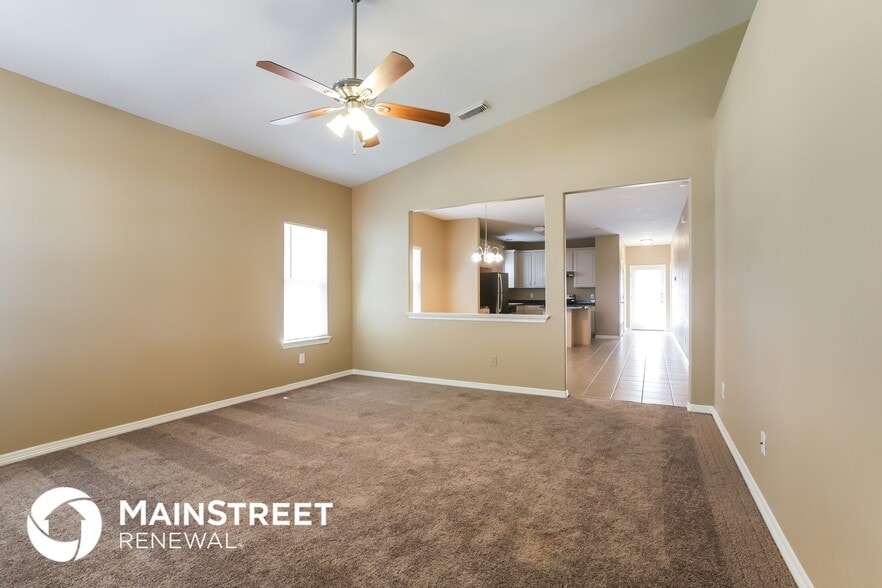 Building Photo - 21331 Berry Ridge Ln