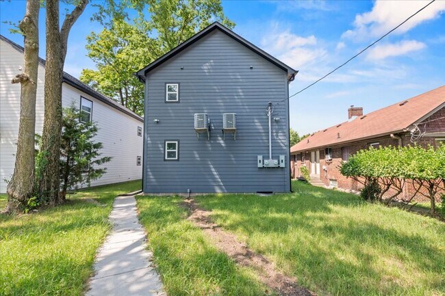 Building Photo - 2751 Guilford Ave