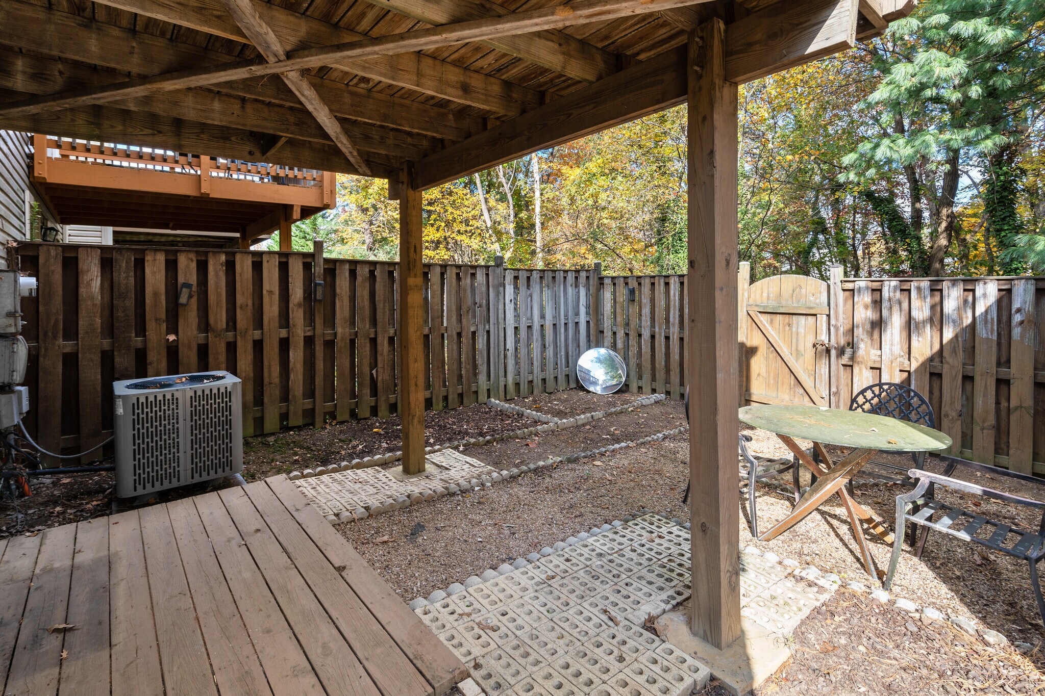 Building Photo - 7417 Wilma Ln