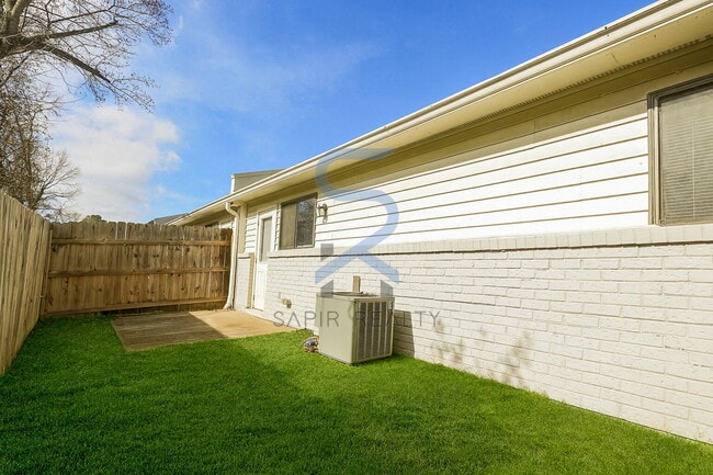 Building Photo - Move in before January 15th and choose your reward: a $250 Amazon Gift Card or a 55" Smart TV!