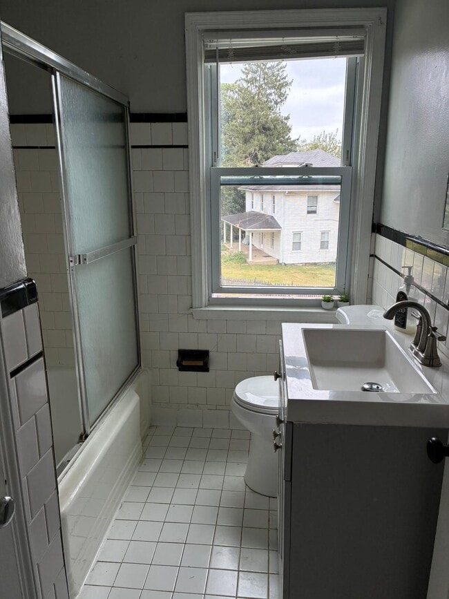 Building Photo - Cherrydell