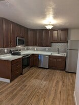 Building Photo - 2126 S Nelson St